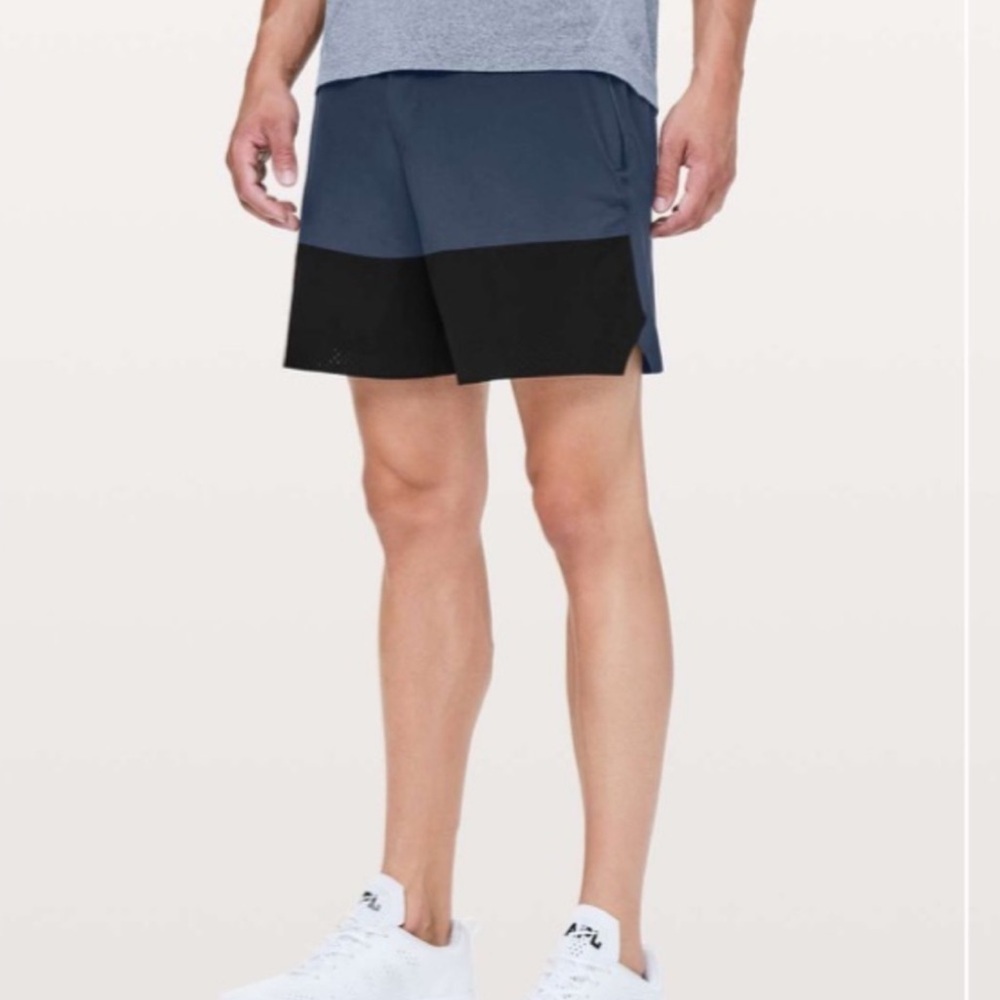 Lululemon Switch Up Short 7’ True Navy/Black Size M